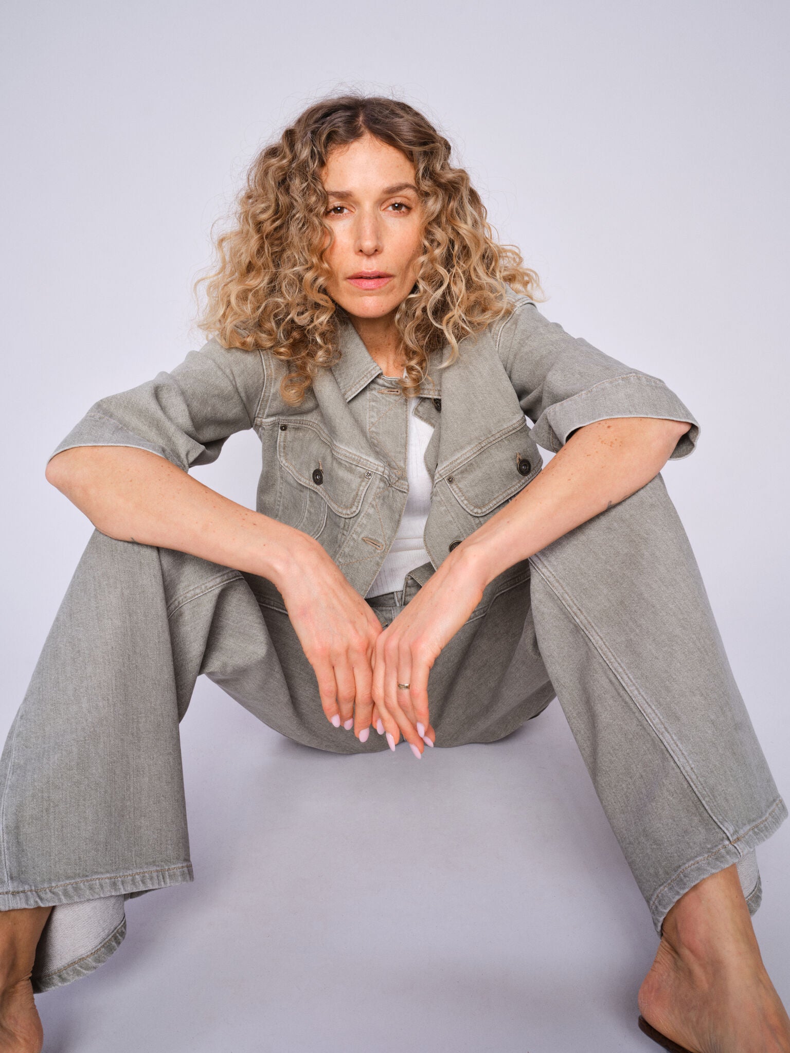 Modelshot / Shadow / Detail